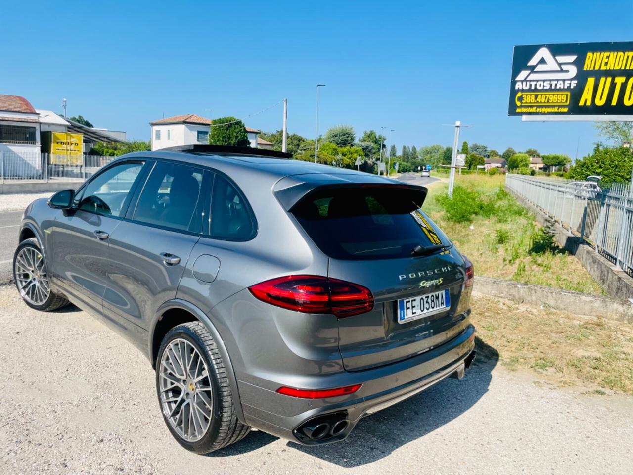 Porsche Cayenne 3.0 S E-Hybrid Platinum Edition