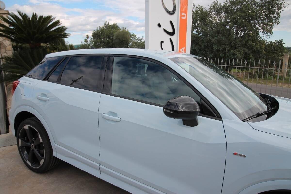 Audi Q2 35 TFSI 150CV Identity Black 11.2025