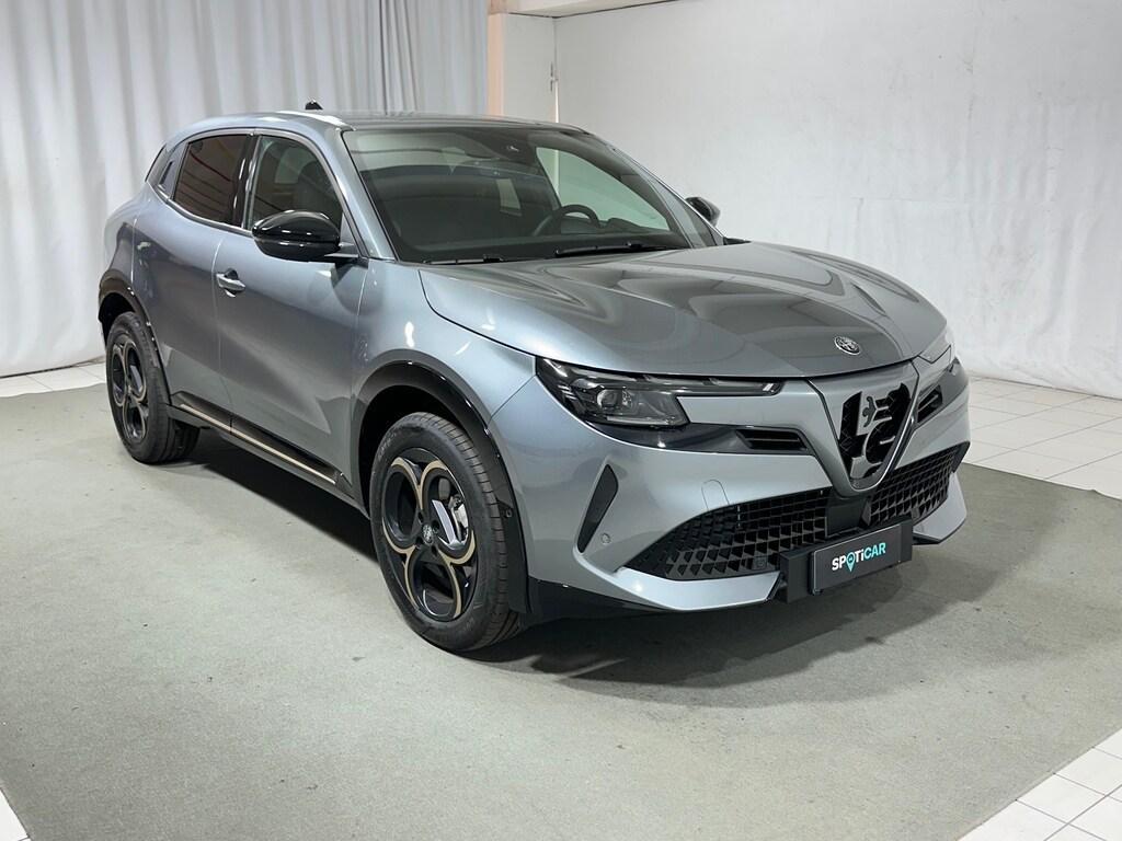 Alfa Romeo Junior 1.2 ibrida Q4 Intensa 145cv edct6