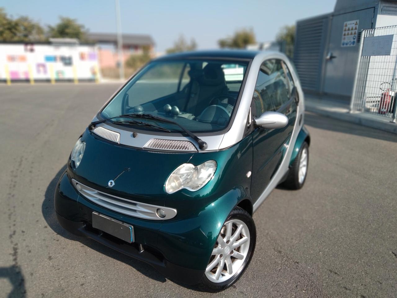 Smart ForTwo 700 coupé grandstyle (45 kW)