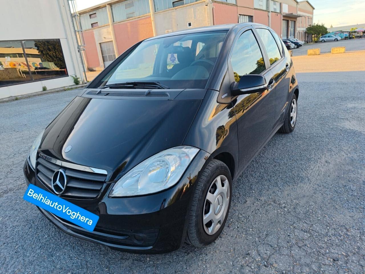 Mercedes-benz (A 160) 2010--1.5 Benzina Neopatentati