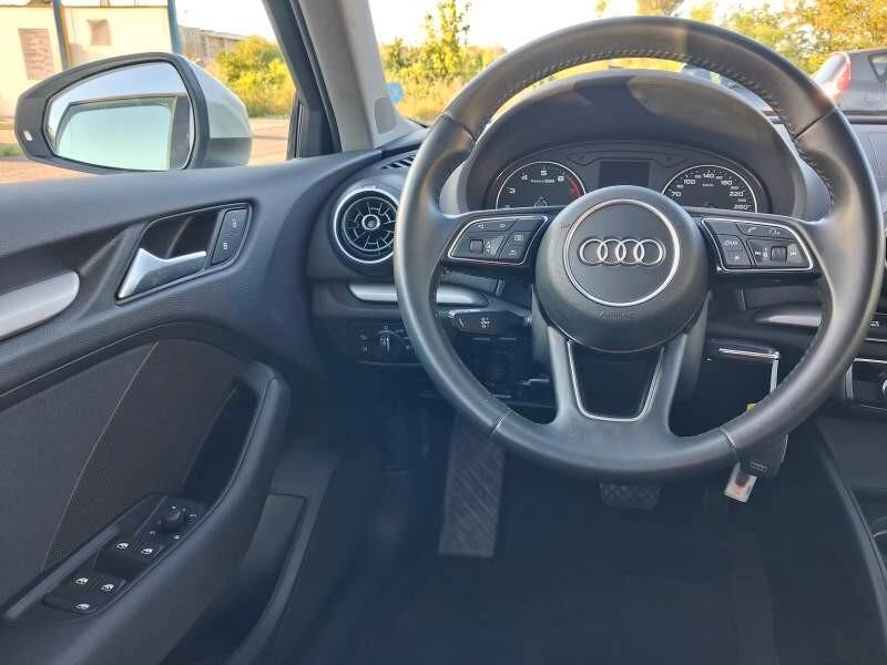 Audi A3 SPB 30 TFSI S tronic Business