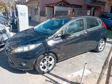 Ford Fiesta Ikon 1.4 TDCi 70CV 5 porte