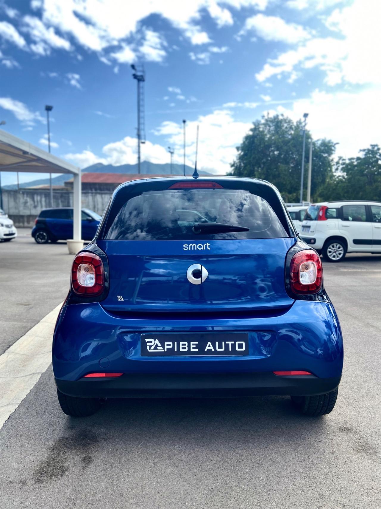 Smart ForFour 70 1.0 twinamic Safetown White