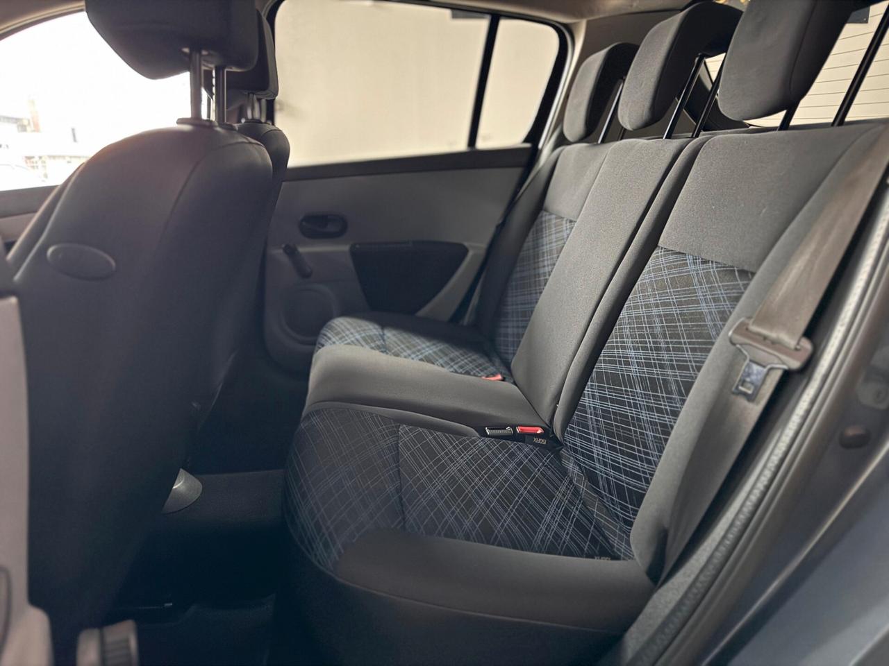 Renault Clio 1.2 16V 5 porte Luxe