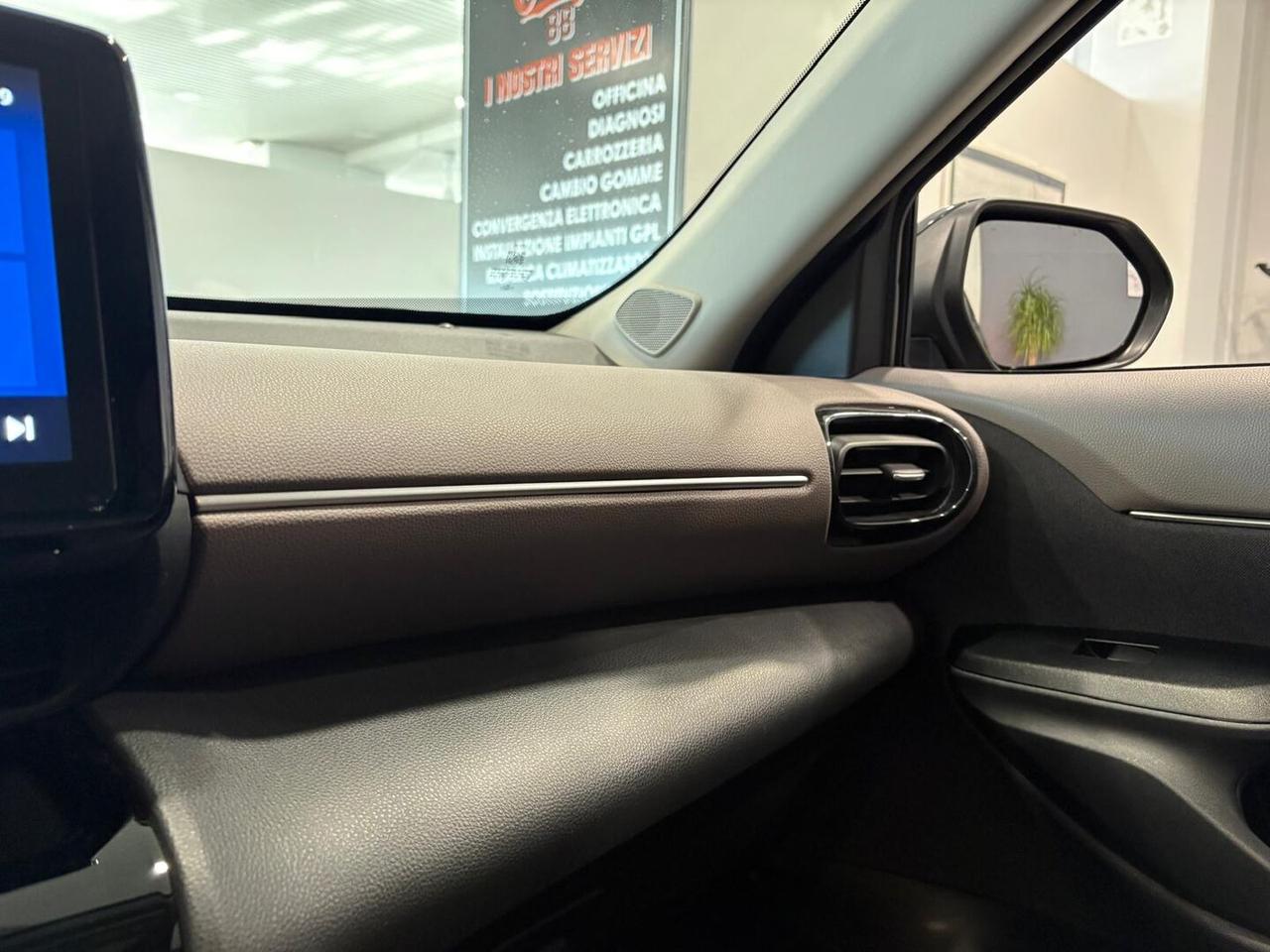 Toyota Yaris Cross 1.5h Lounge fwd 116cv e-cvt