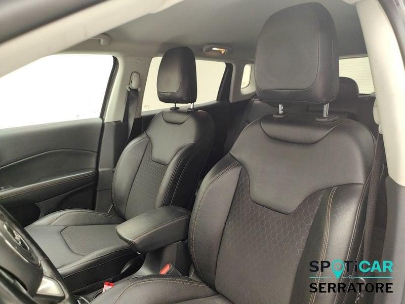 Jeep Compass II 2017 1.3 turbo t4 phev Limited 4xe at6