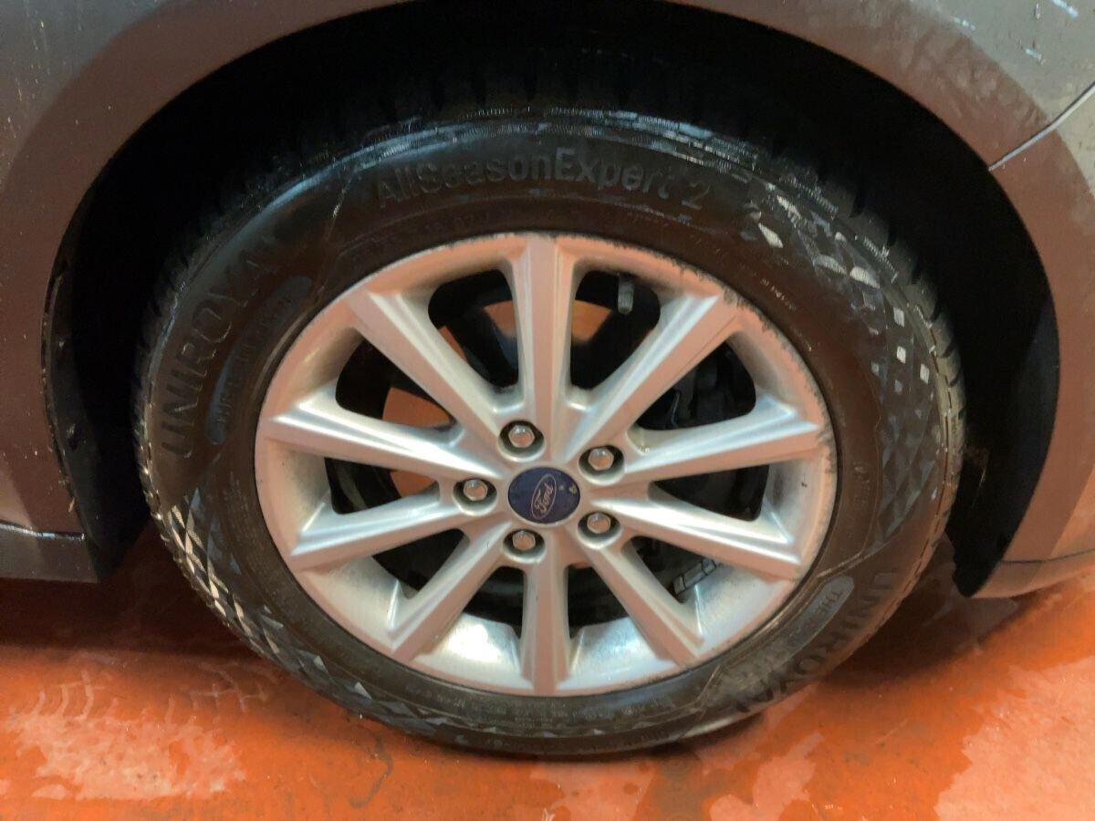 Ford C-Max 1.5 TDCi 120CV Titanium