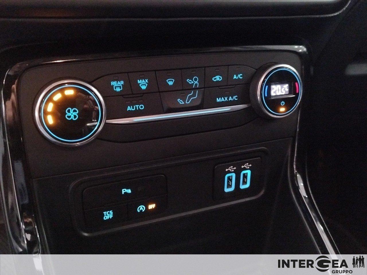 FORD EcoSport 1.0 ecoboost Titanium s&s 125cv auto my19