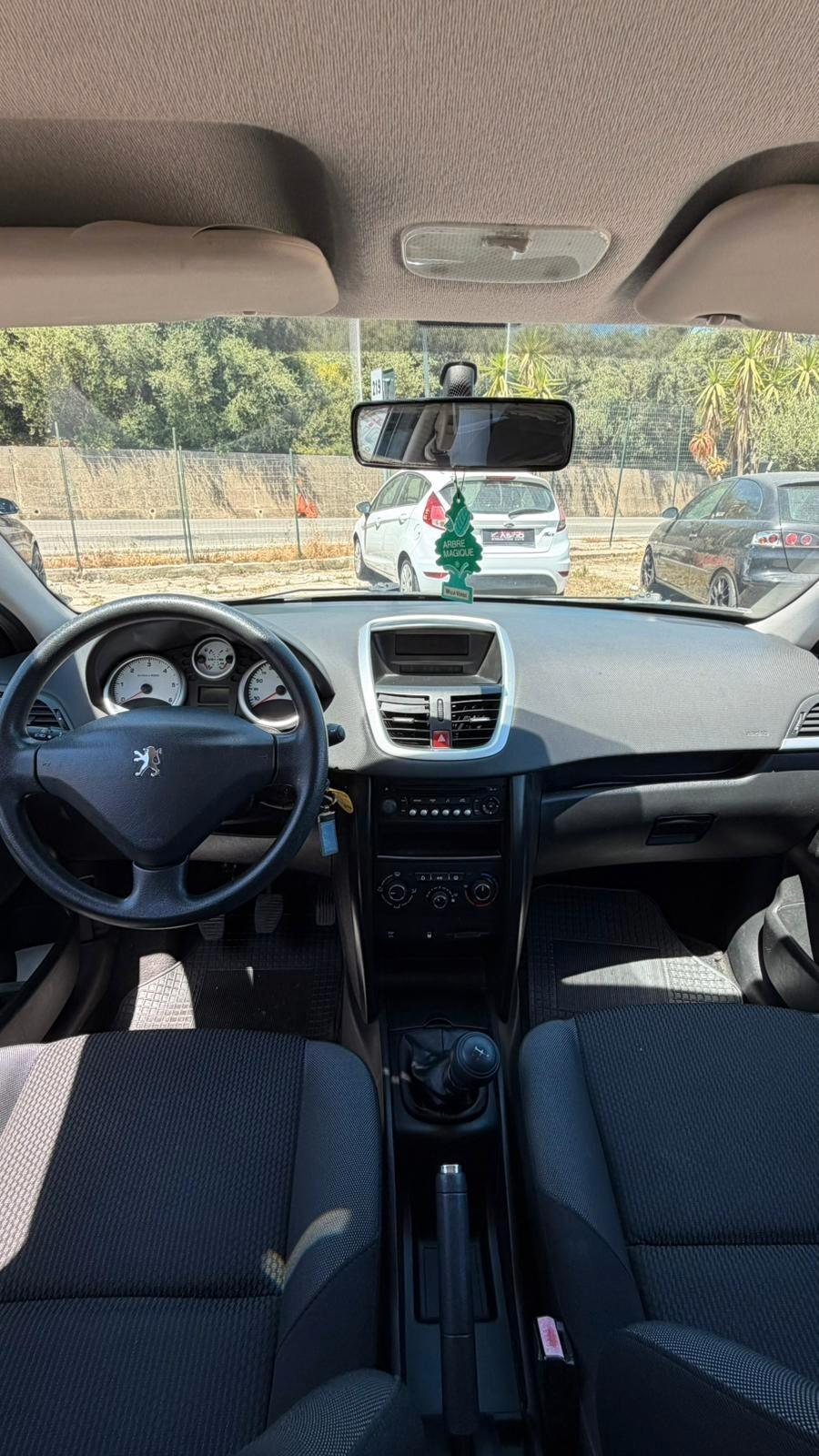 Peugeot 207 1.4 HDi 70CV 5p. X Line Mix