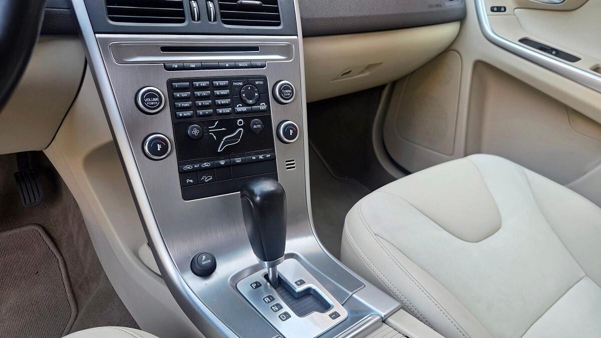 Volvo XC 60 XC60 2.4 D Summum