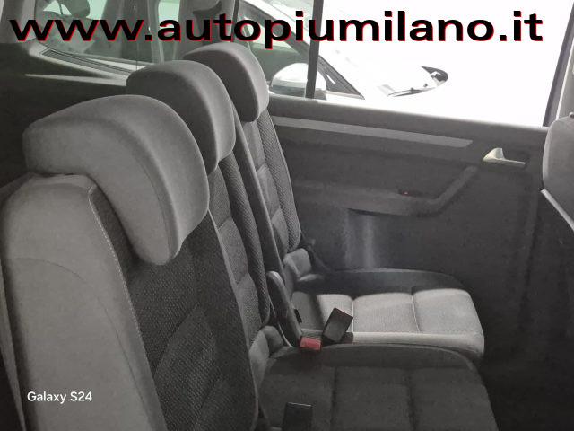 VOLKSWAGEN Touran Business 1.6 TDI DSG Comfortline T POSTI