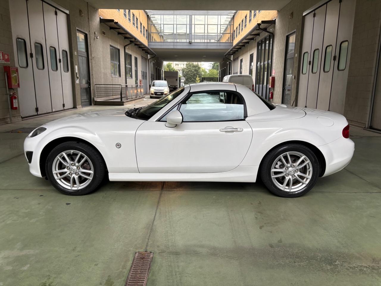 Mazda MX-5 1.8 GPL Roadster Coupé con capote rigida elettrica 126 Cv