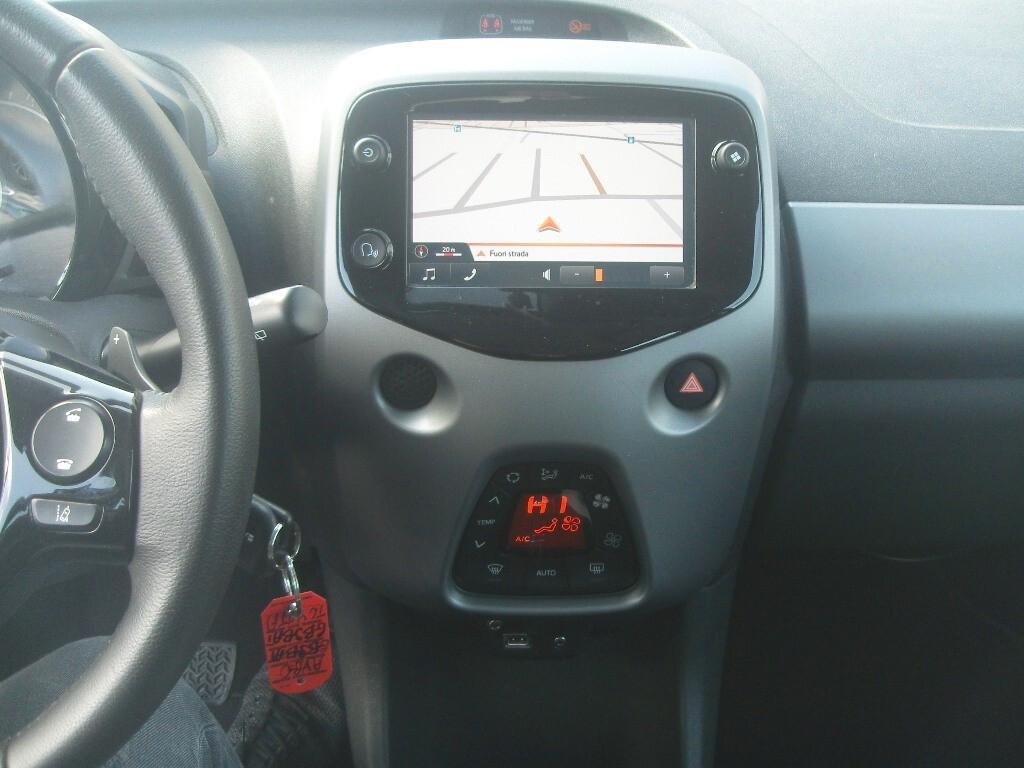 Toyota Aygo Connect 1.0 x-cool AUTOMATICA - 2020