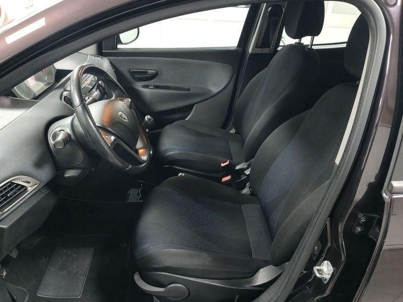 Lancia Ypsilon Ypsilon 1.2 69 CV 5 porte S&S Platinum GPL