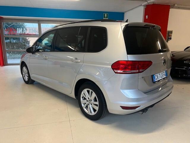 VW TOURAN 2.0 TDI 150CV DSG 7 POSTI BUSINESS PARI AL NUOVO