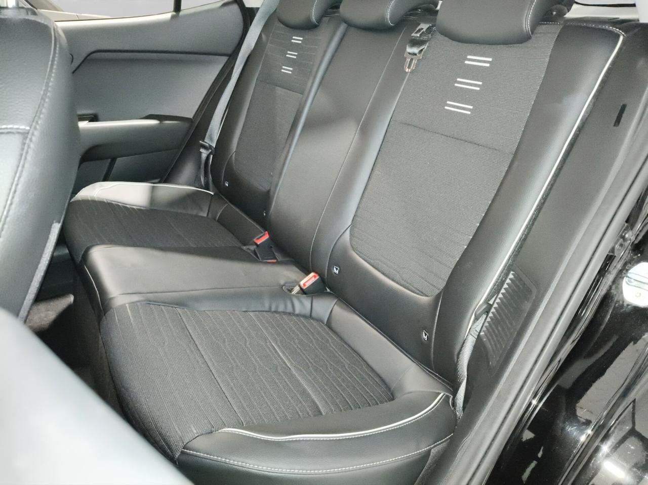 Kia Stonic 1.0 T-GDi 100 CV MHEV iMT GT Line