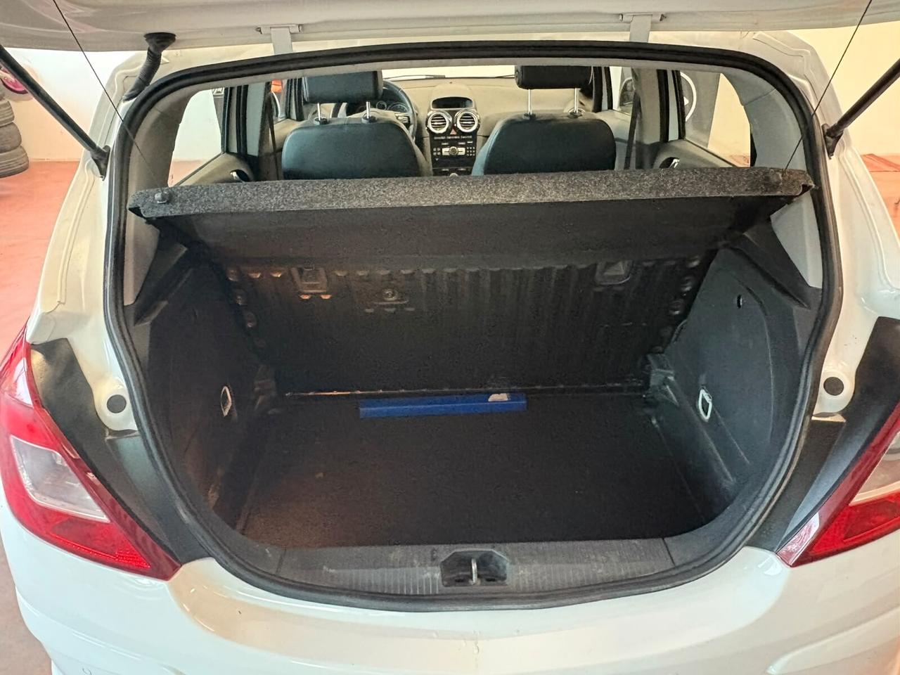 OPEL CORSA serie3 GPL -Benz. 1200 CV 85C Km 211.486 Garanzia 12 mesi