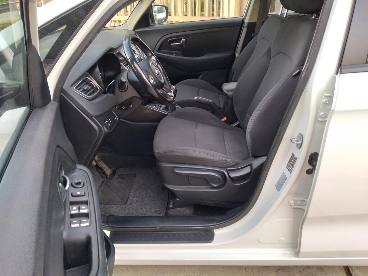 Kia Carens 1.7 CRDi 115 CV Class 7 posti