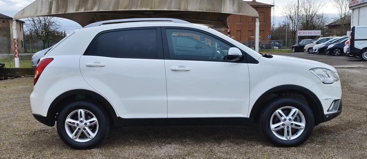 Ssangyong Korando 2.0 2WD MT GPL C
