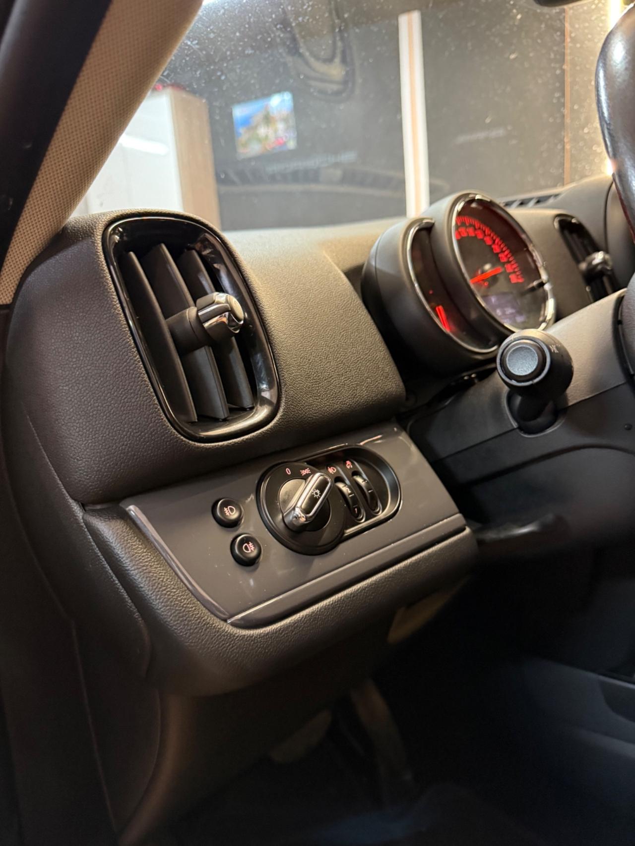 Mini Cooper D Countryman 2.0