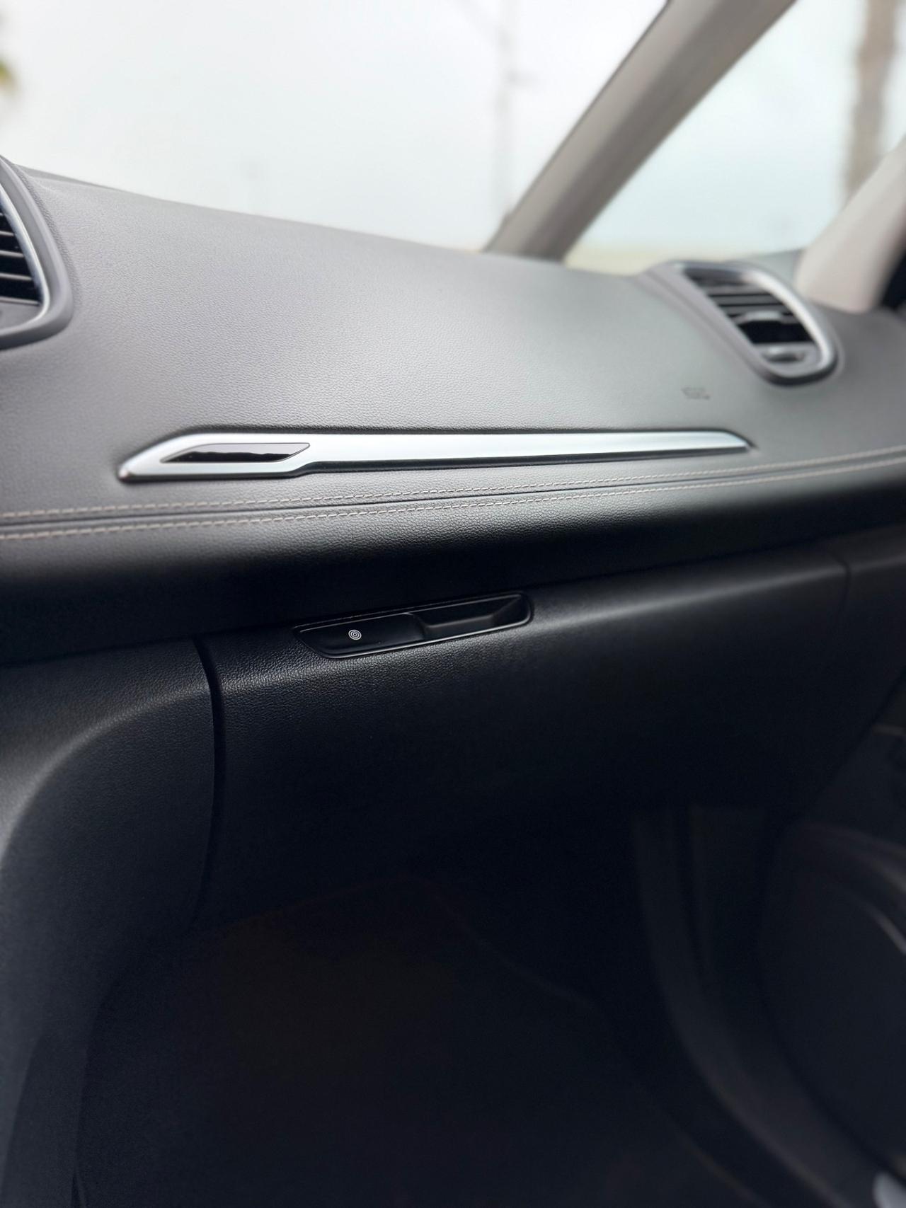 Renault Scenic Scénic dCi 8V 110 CV EDC Energy Bose iva esposta