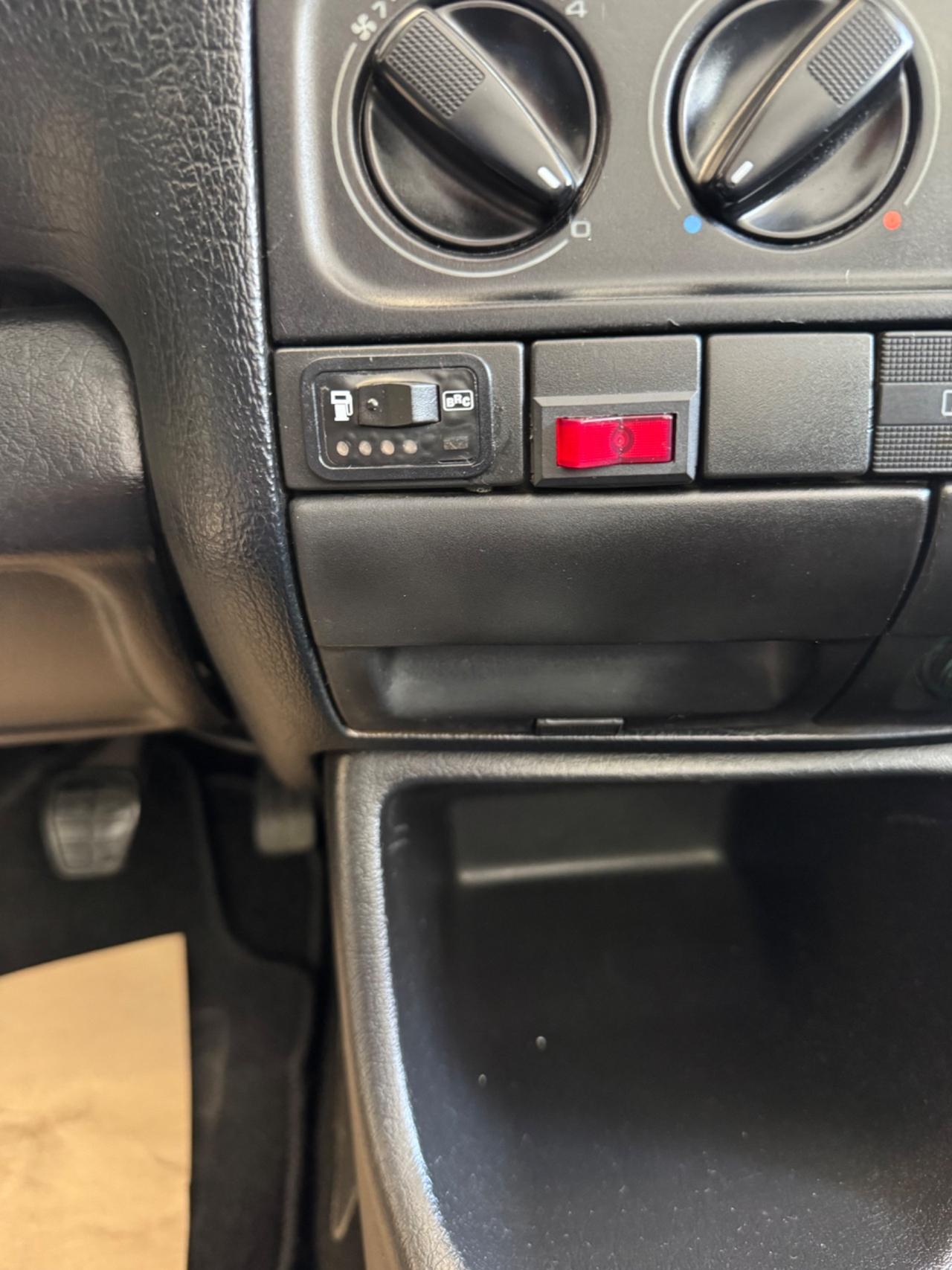Volkswagen Golf Cabriolet 1.8 cat (75 CV) Basic