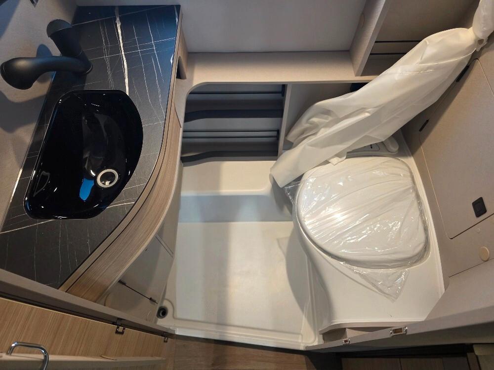 CARAVAN HYMER ERIBA TOURING 320 URBAN