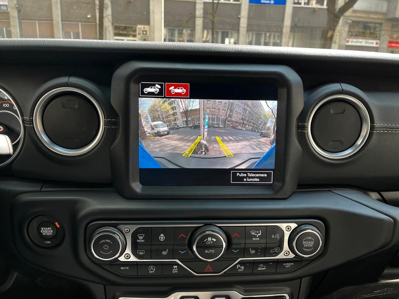 Jeep Wrangler 2.0 Turbo Sahara