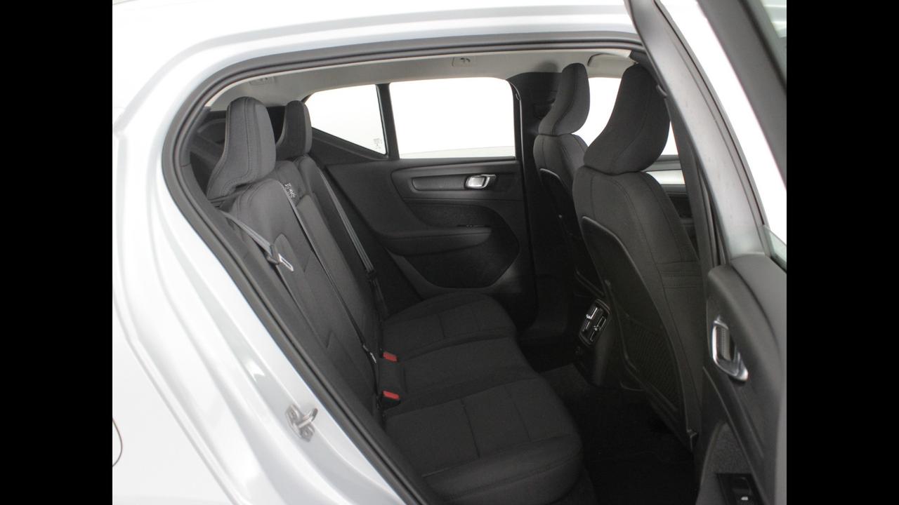 VOLVO XC40 - XC40 1.5 t5 phev Inscription Expression auto my21