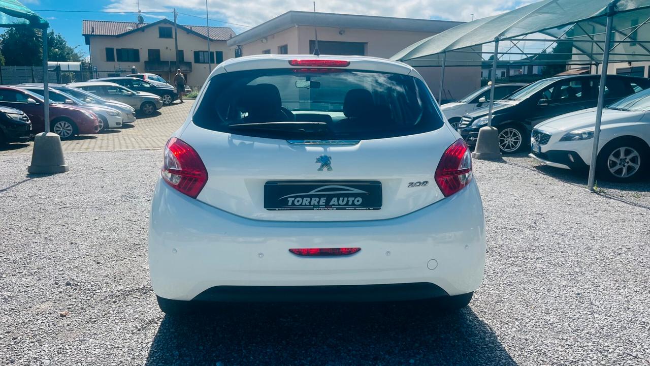 Peugeot 208 PureTech 82 5 porte Allure NEOPATENTATI