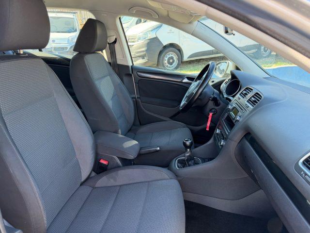 VOLKSWAGEN Golf 1.6