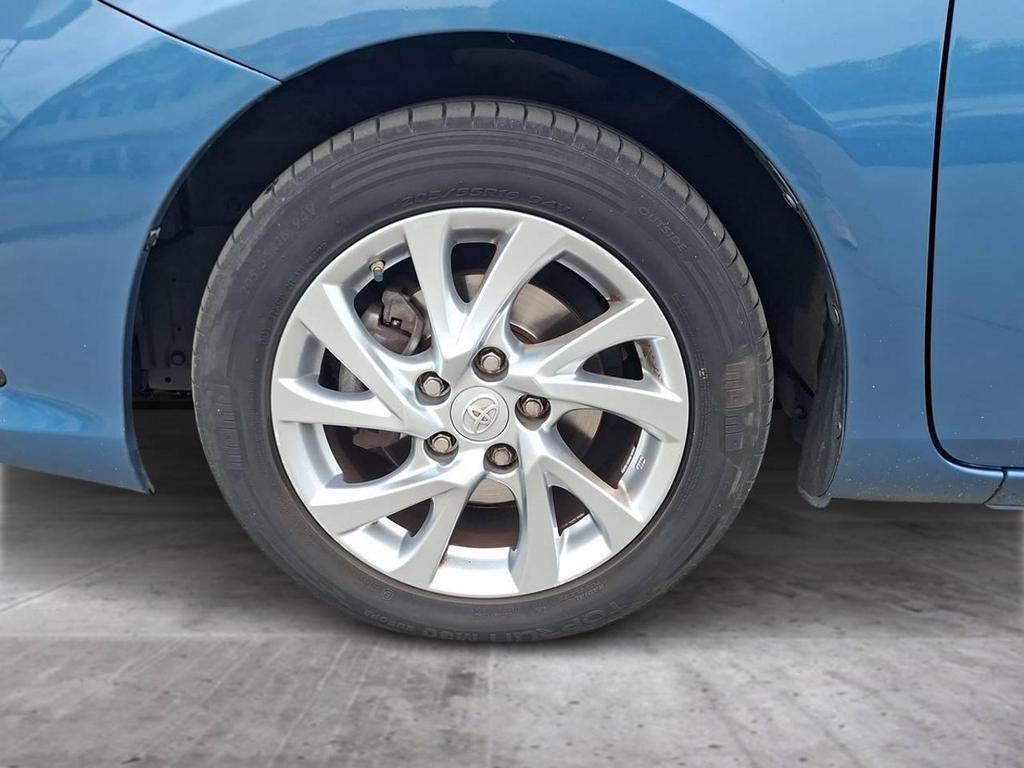 Toyota Auris Touring Sports 1.8 Hybrid Lounge CVT