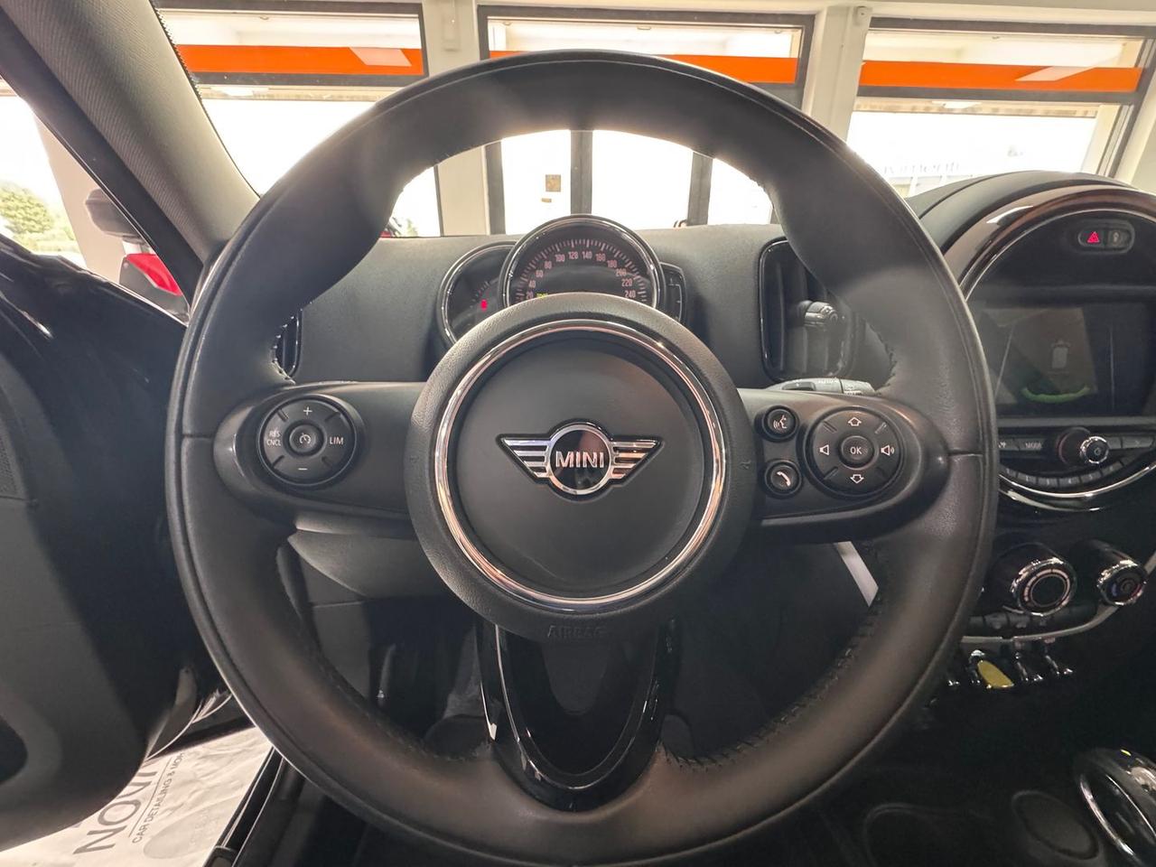 Mini Cooper Countryman Business Edition 1.5 #6394