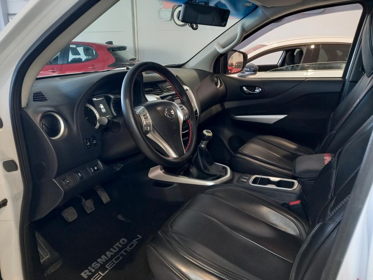 Nissan Navara 2.3 dCi 4WD King Cab Acenta