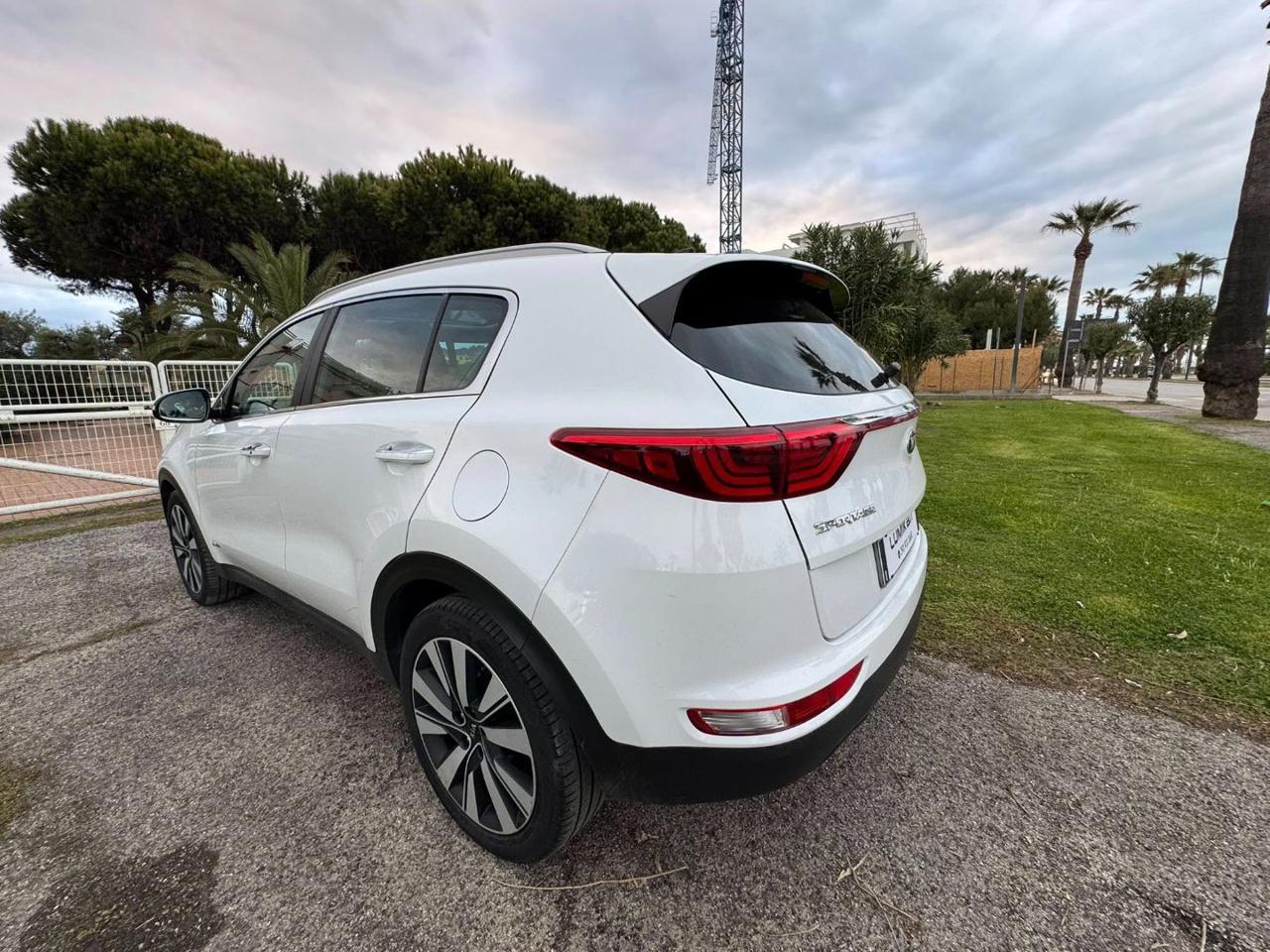 Kia Sportage 2.0 crdi Rebel techno Pack awd 136cv auto