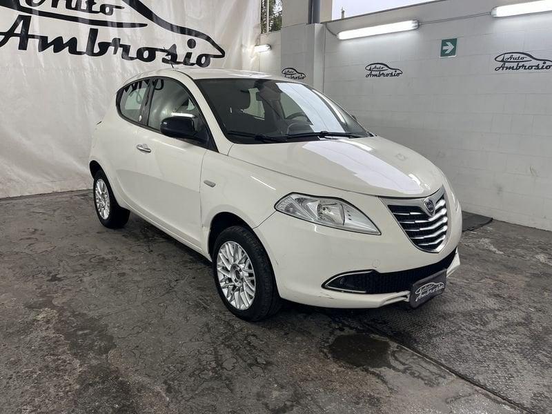 Lancia Ypsilon Ypsilon 0.9 Twinair 85 CV 5 porte Metano Ecochic Gold