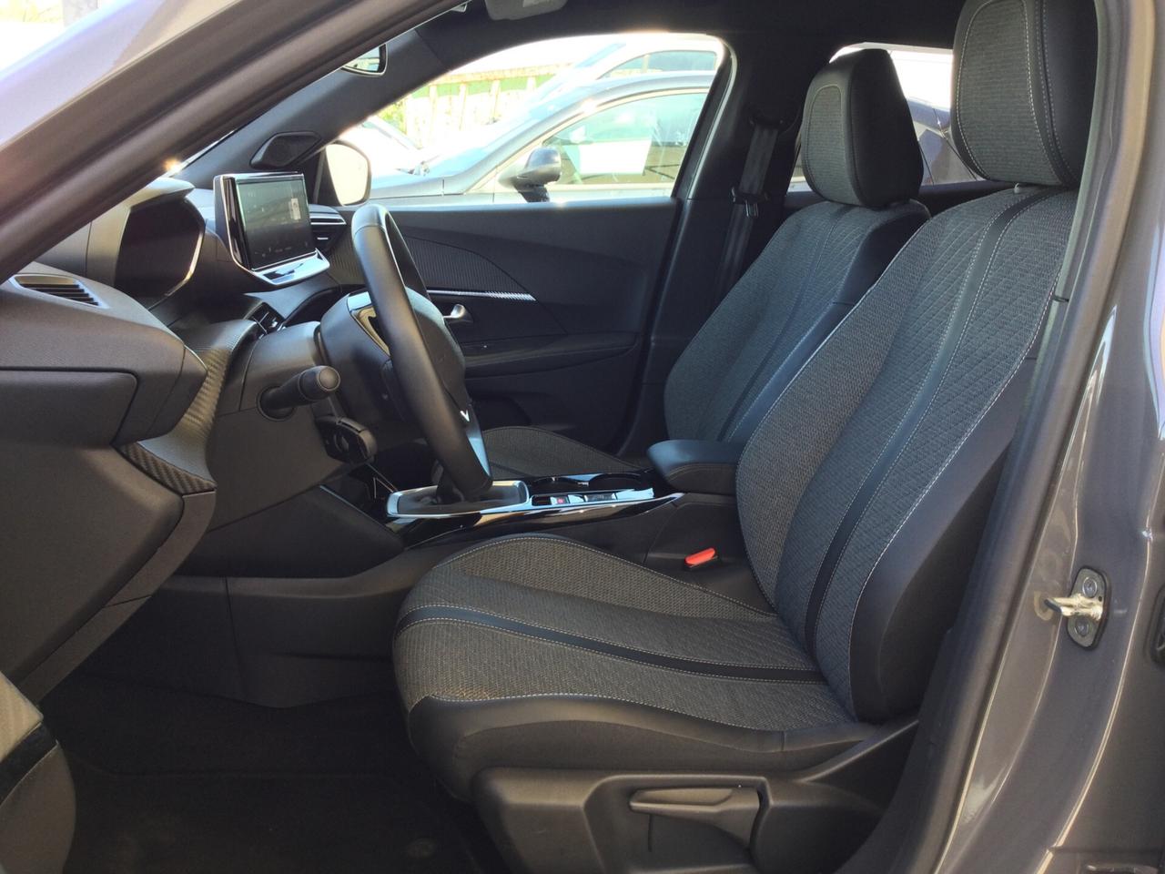 Peugeot 2008 NUOVA 2008 PureTech 100 Allure Pack