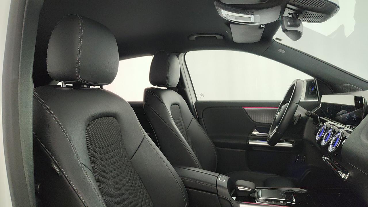 Mercedes-Benz GLA 250 e phev (eq-power) Sport Plus auto