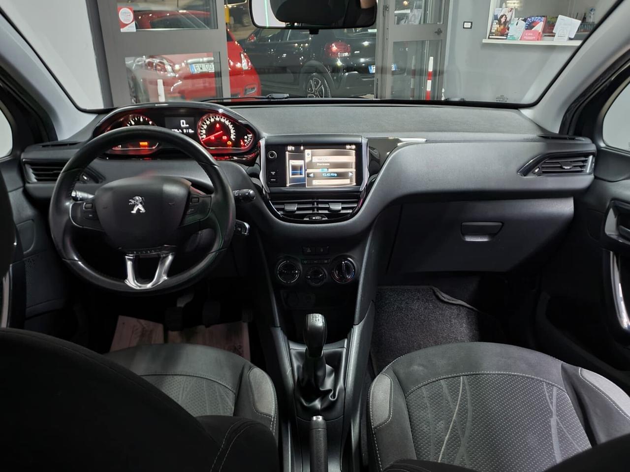 Peugeot 208 1.4 HDi 68cv Allure 2014