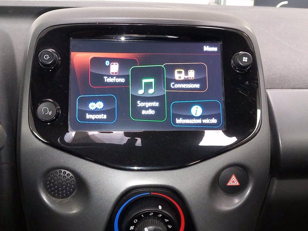 TOYOTA Aygo 5p 1.0 x-play 72cv del 2021