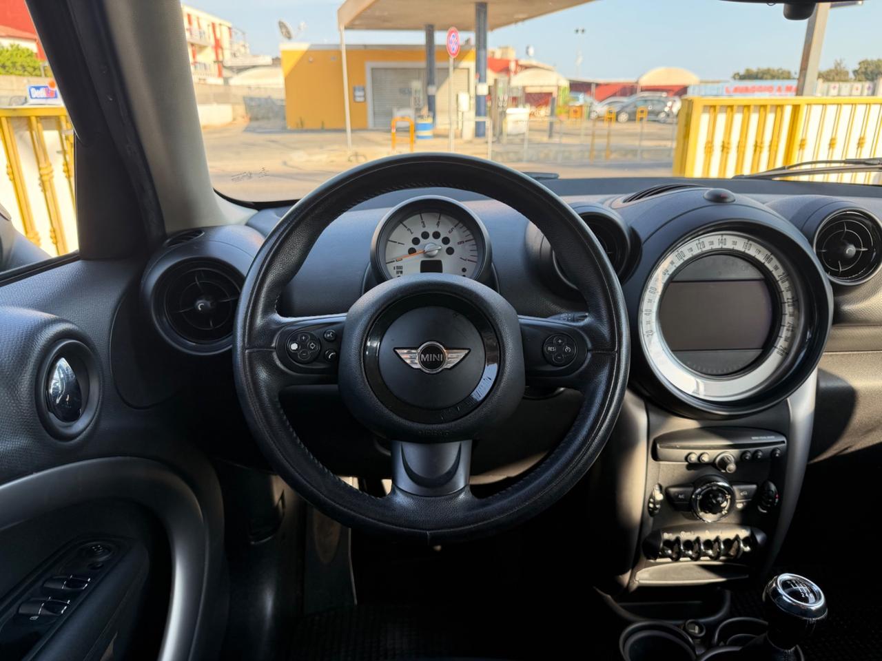 Mini One D Countryman 1.6 Business km 136.000