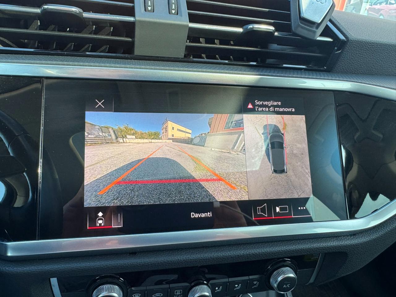 Audi Q3 SPB 150cv TDI S tronic Tetto Apribile