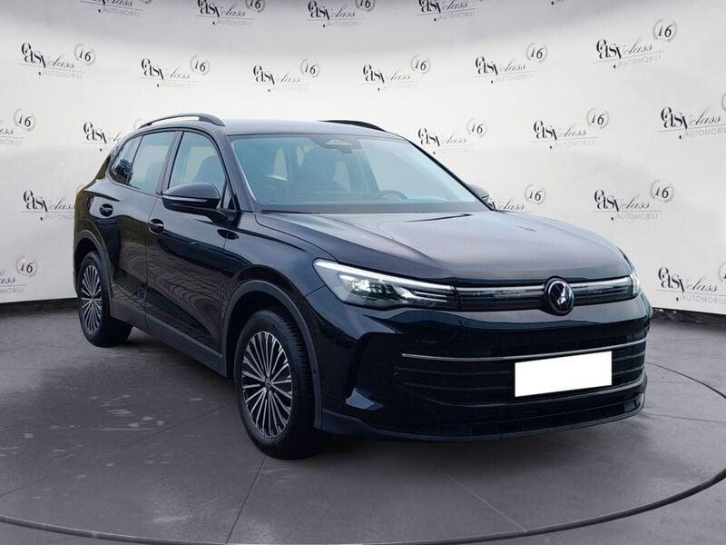 Volkswagen Tiguan 2.0 TDI 150 CV EVO SCR DSG Life Nuovo Modello Led 18" Cockpit