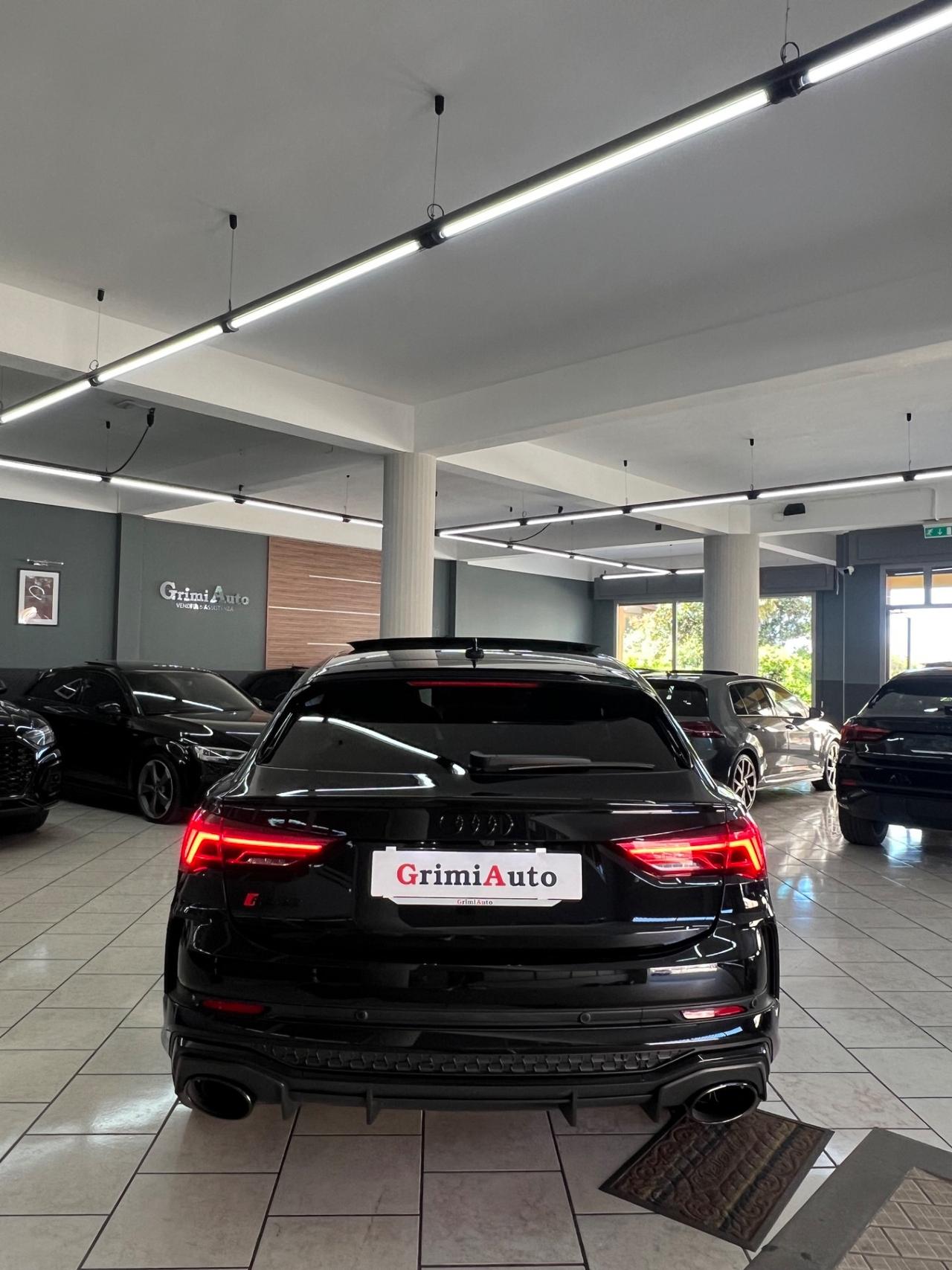 Audi Q3 RS Q3 quattro S tronic