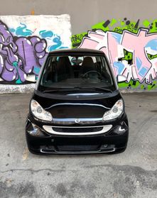 Smart ForTwo 1000 52 kW MHD coupé pure