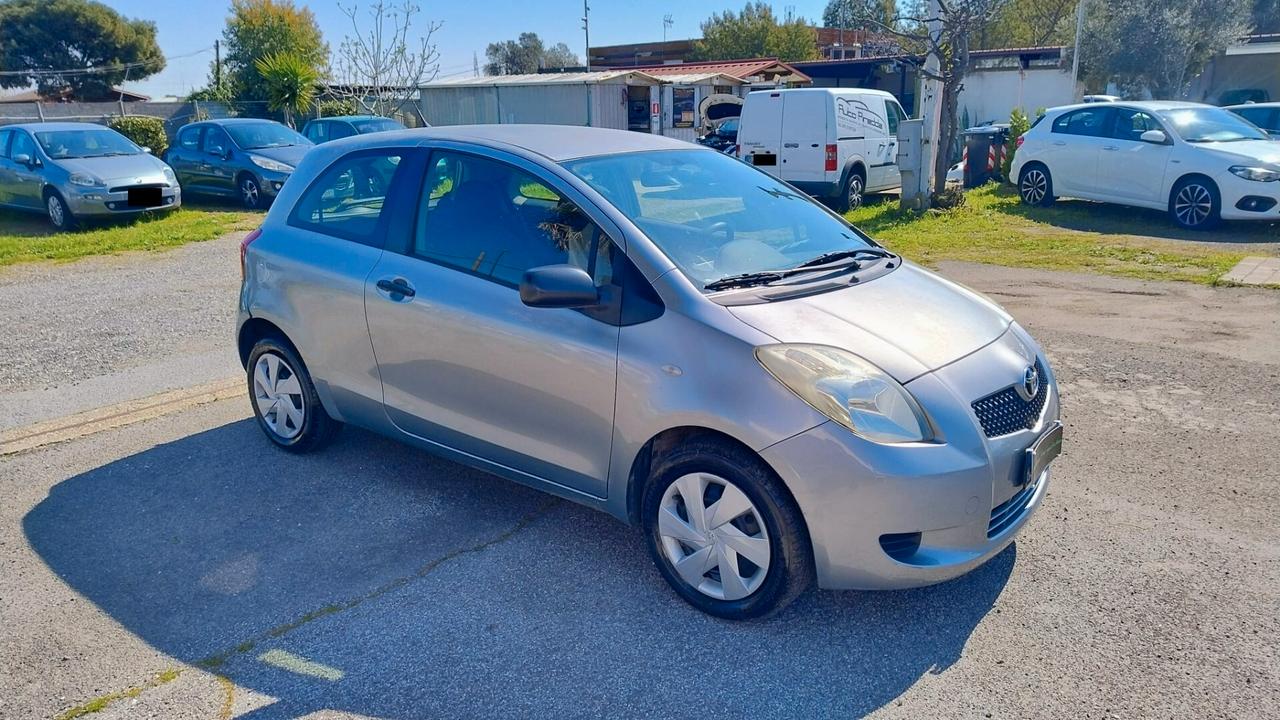Toyota Yaris 1.0 3 Porte