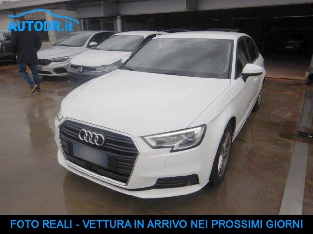 AUDI A3 SPB 30 G-Tron S-Tronic Business NAVI XENO ACC KM C