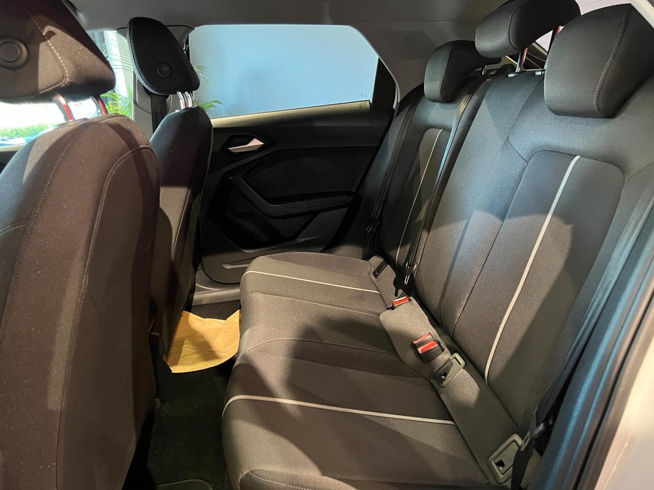 Audi A1 citycarver 30 TFSI S tronic Identity Contrast