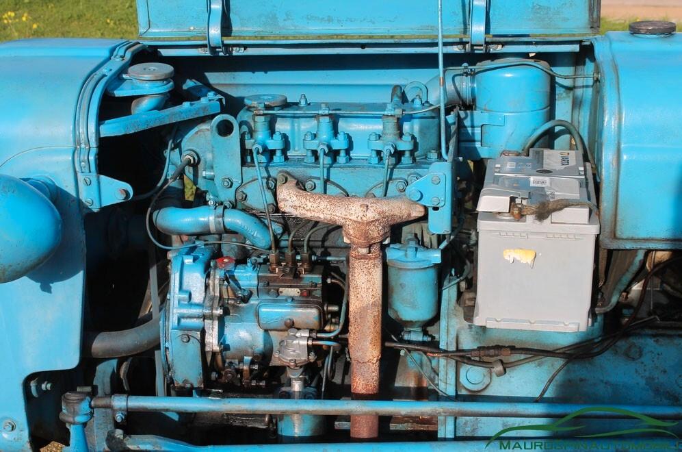 TRATTORE AGRICOLO FORD DEXTA 35 CV